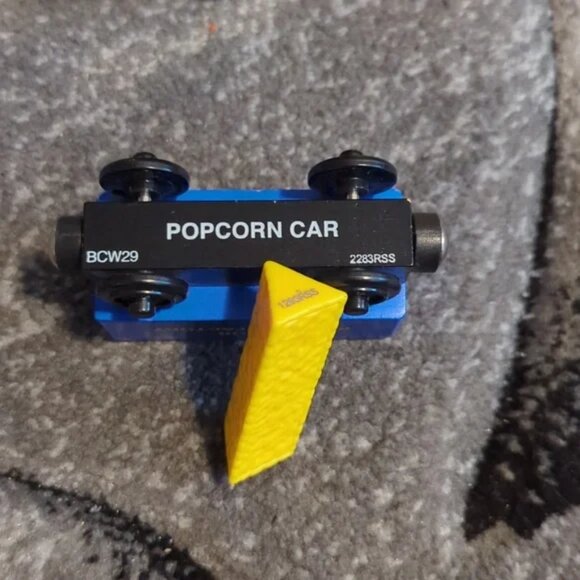 Thomas the train Wooden Sodar Popcorn Factory - Picture 12 of 16